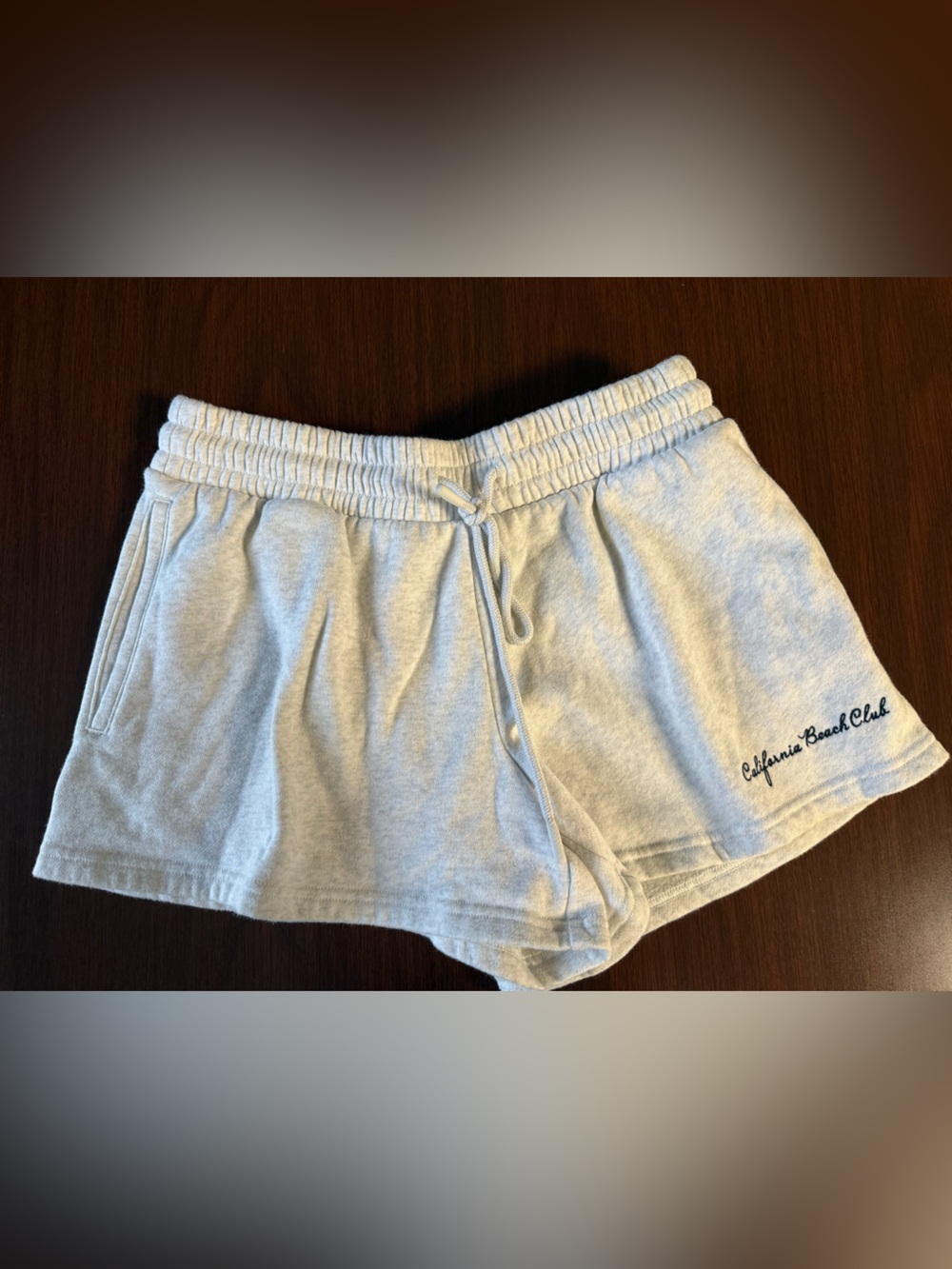 Universal Thread Light Gray Elastic Waist Shorts with Side Pockets